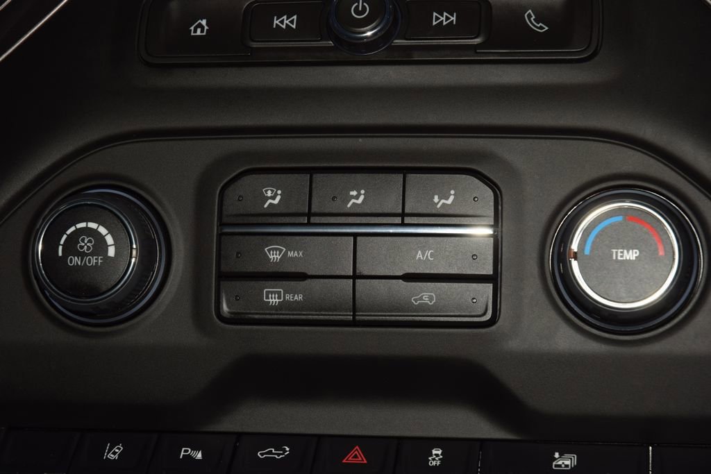 Used 2024 Chevrolet Silverado 2500 Custom w/ Custom Value Package image 25