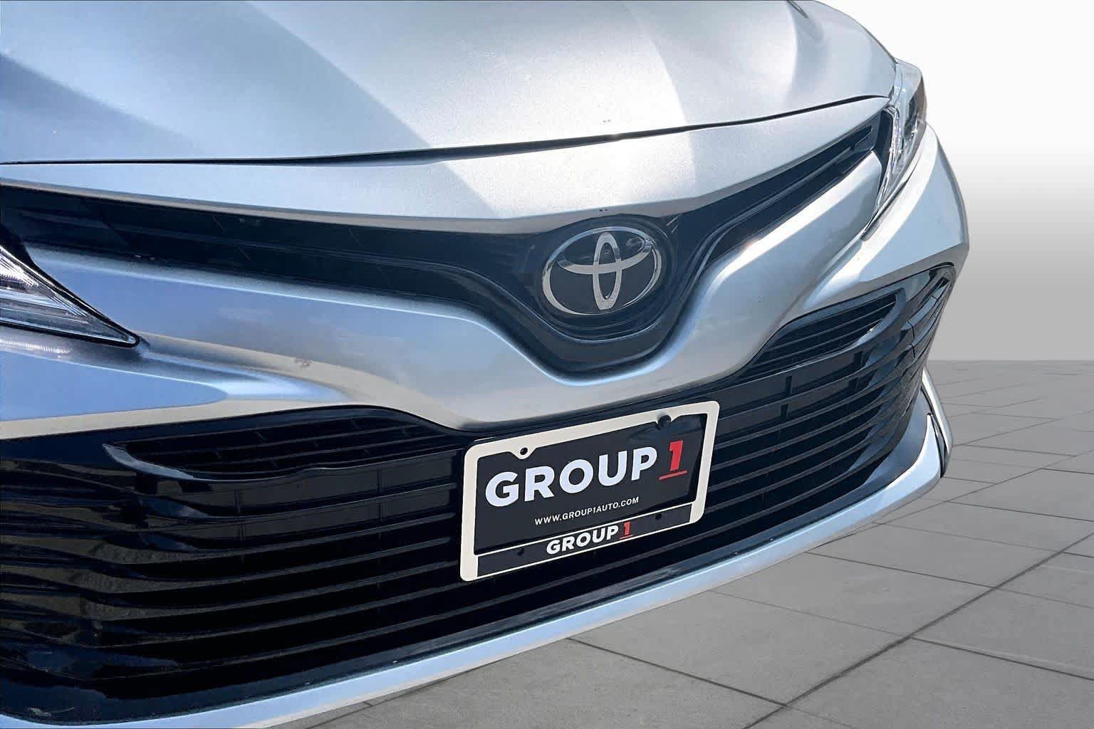 Used 2020 Toyota Camry XLE FWD image 29