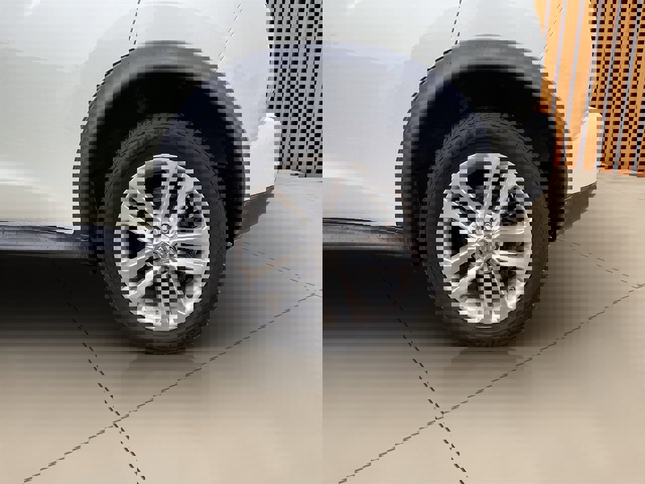 Used 2012 Nissan Juke SV image 24