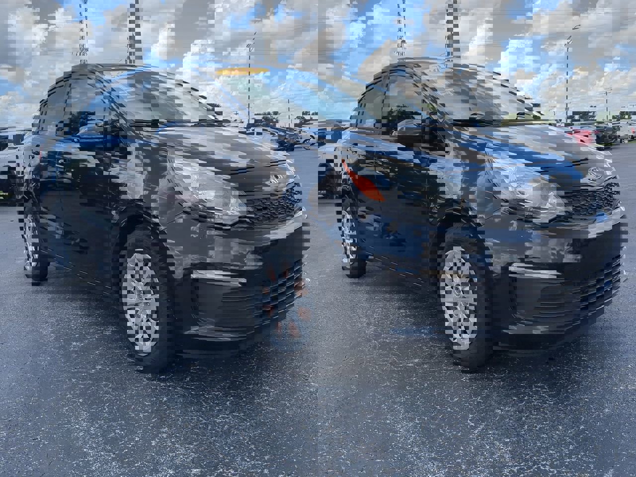 Used 2017 Kia Rio LX w/ Power Package image 2