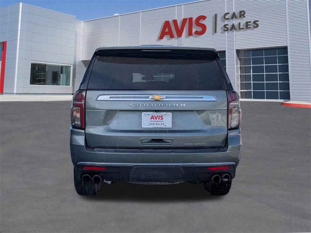 Used 2023 Chevrolet Suburban Premier image 5