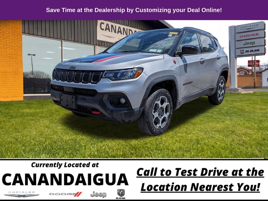 Used 2022 Jeep Compass Trailhawk w/ Trailhawk Convenience Group AWD/4WD image 5