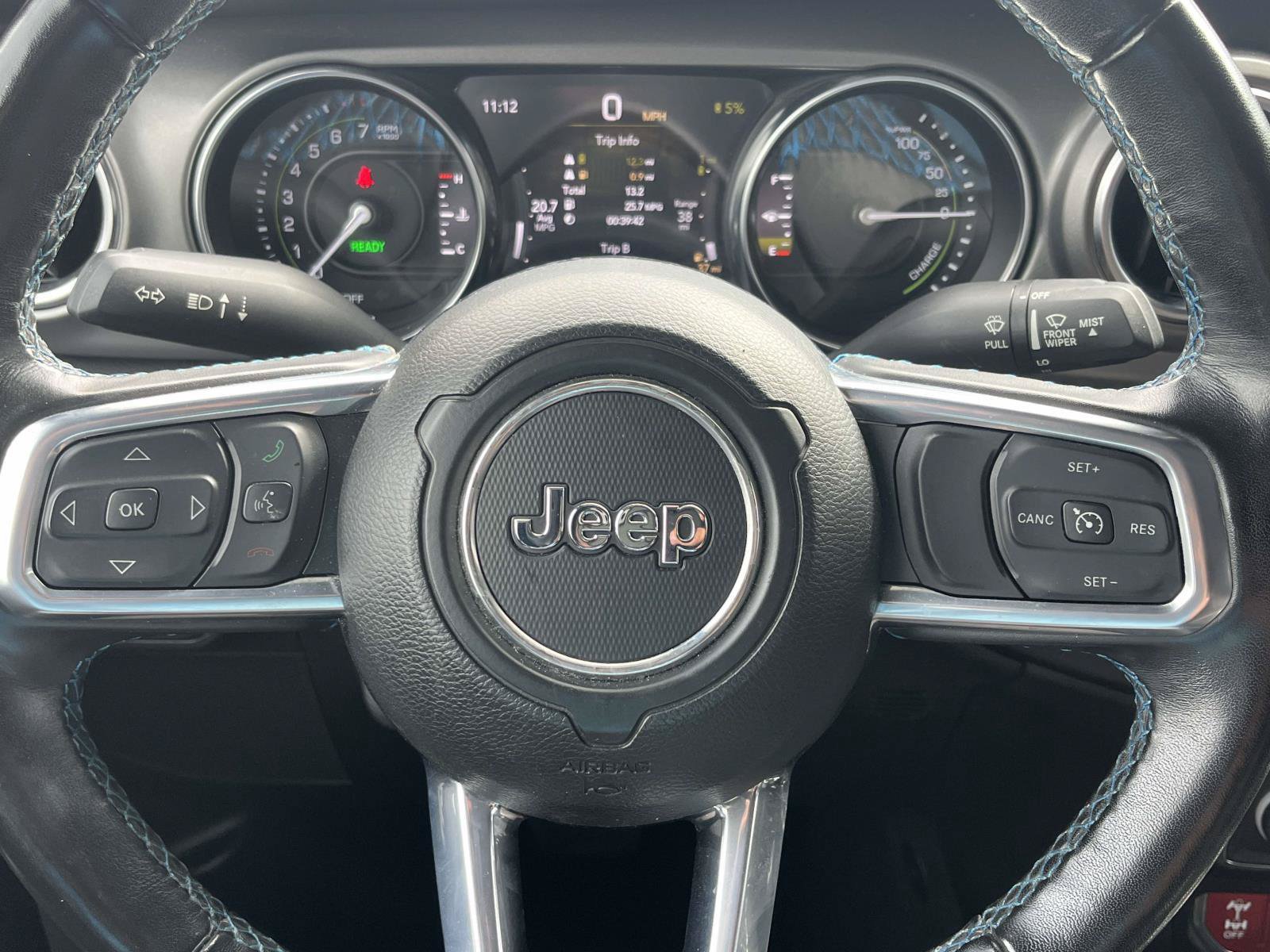 Used 2023 Jeep Wrangler Unlimited Rubicon 4xe w/ Cold Weather Group AWD/4WD image 18