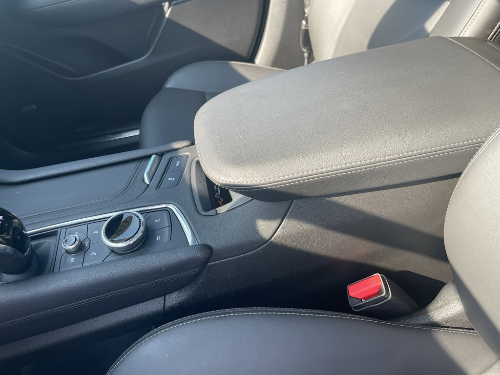 Used 2023 Cadillac XT5 Premium Luxury w/ Technology Package image 17