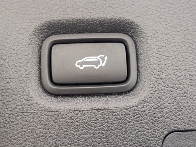 Used 2023 Hyundai Santa Fe SEL image 30