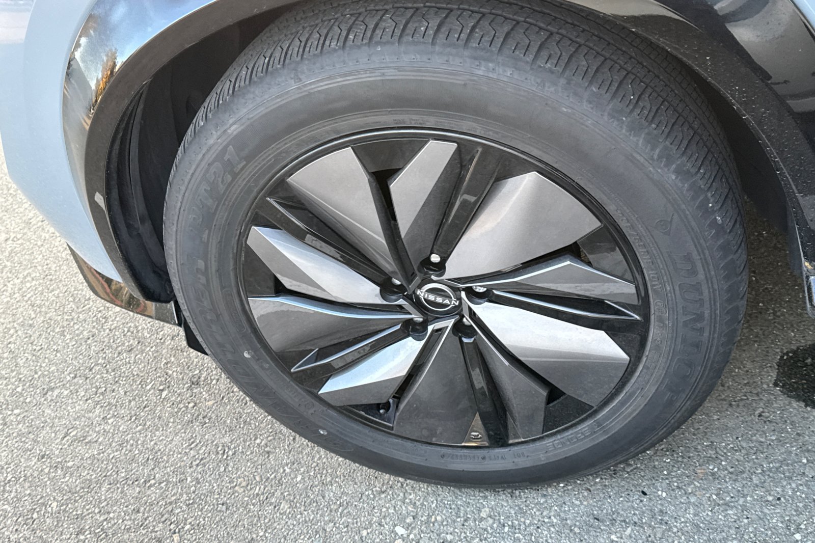 Certified 2024 Nissan Ariya FWD image 4