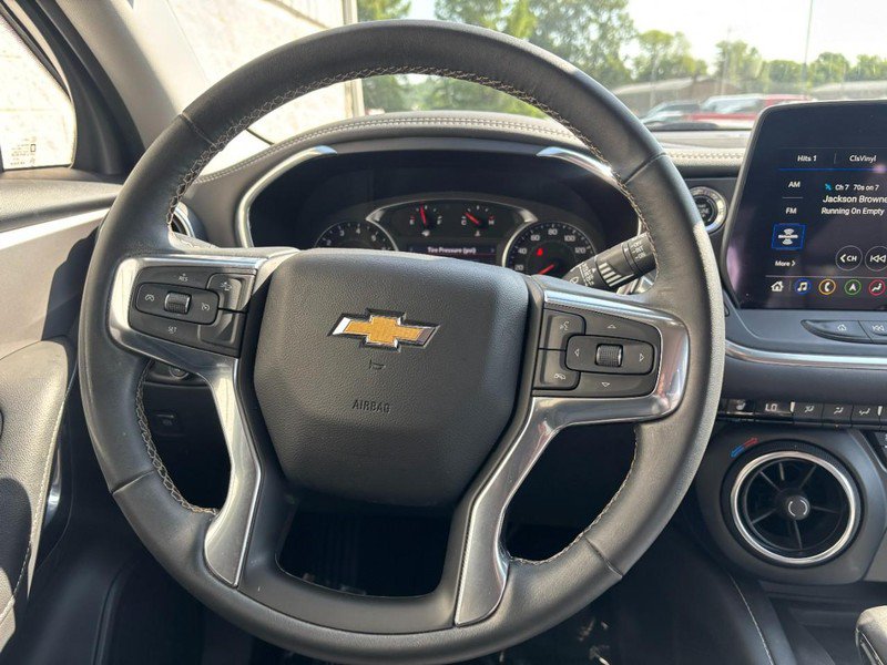 Used 2024 Chevrolet Blazer LT w/ Sound & Technology Package AWD/4WD image 16