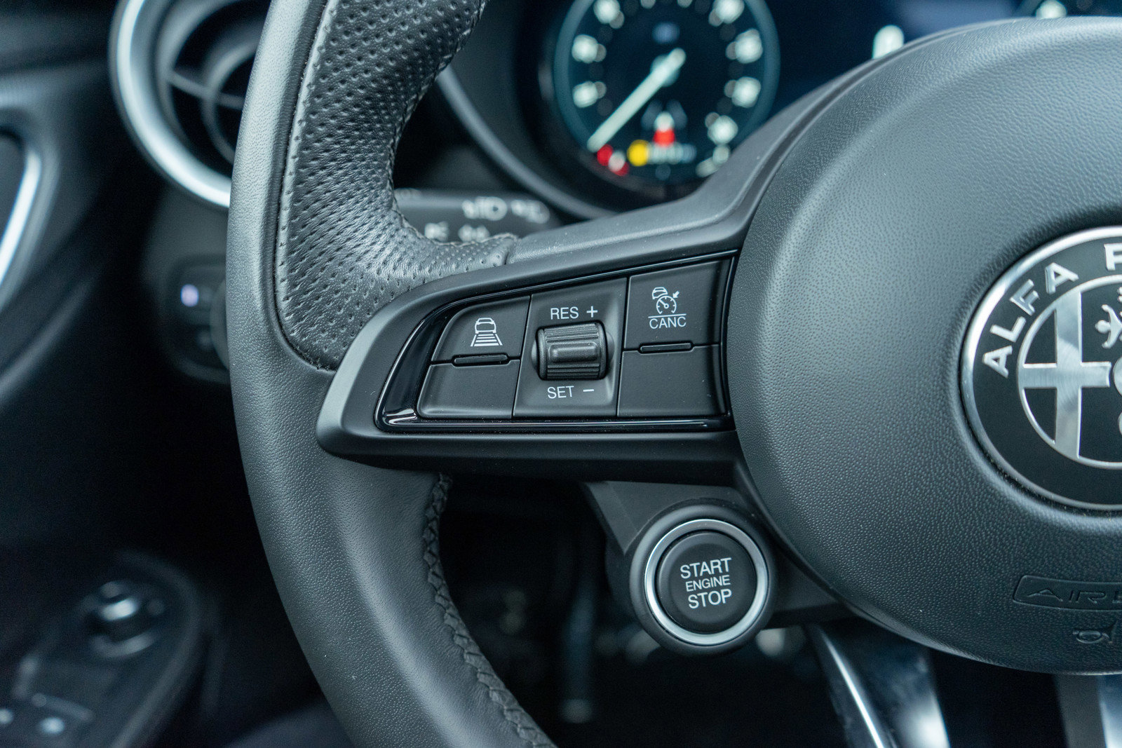 Used 2024 Alfa Romeo Giulia Ti image 24