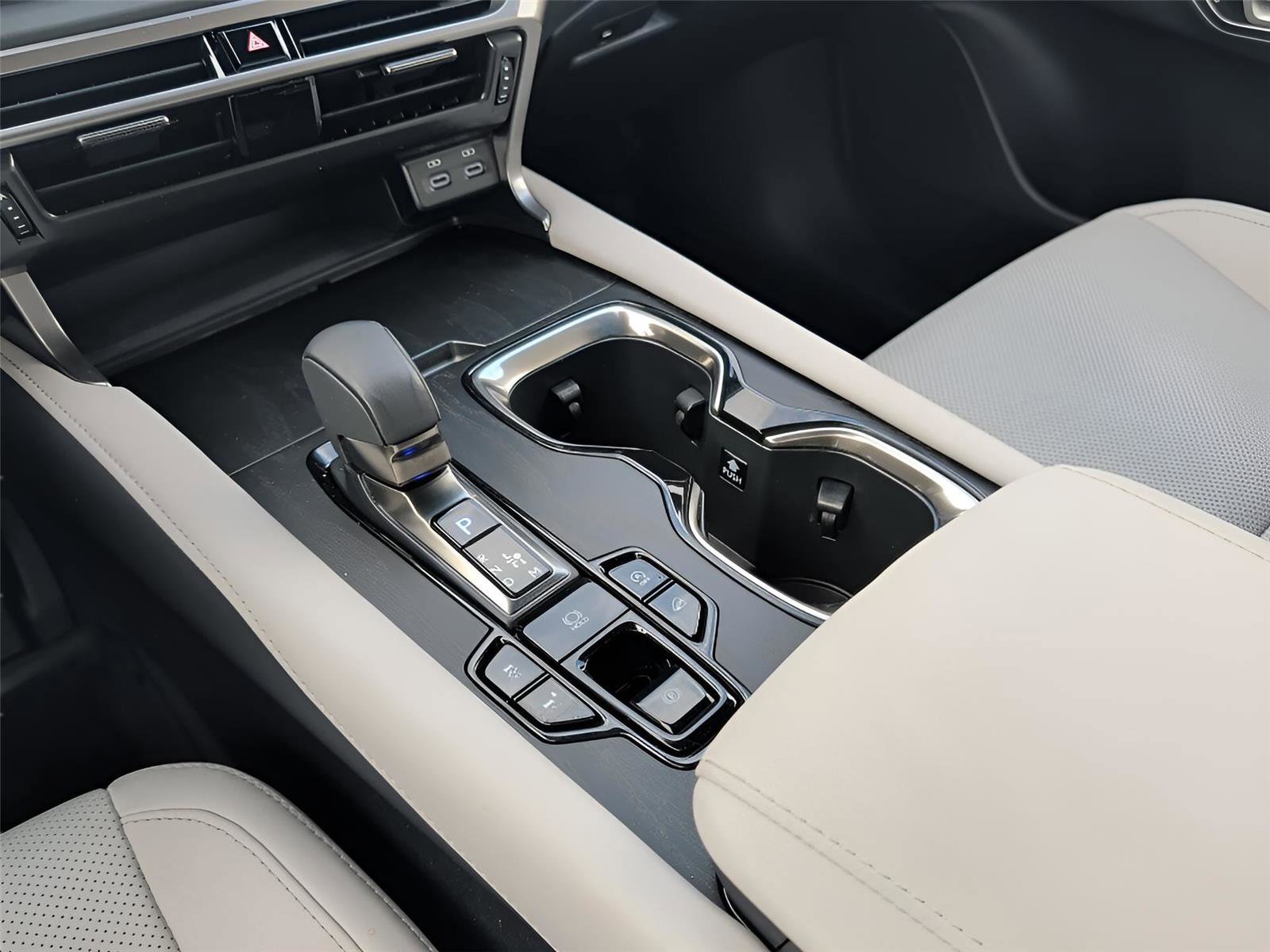 Used 2025 Lexus RX 350 F Sport image 18