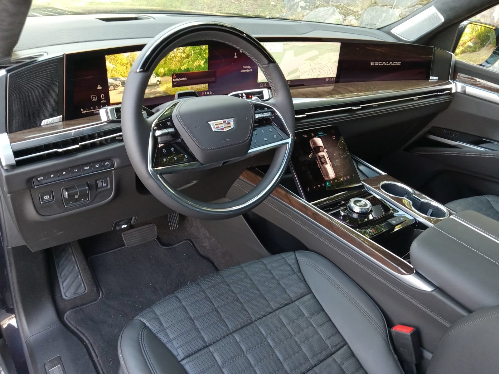 New 2026 Cadillac Escalade Platinum Sport AWD/4WD image 9