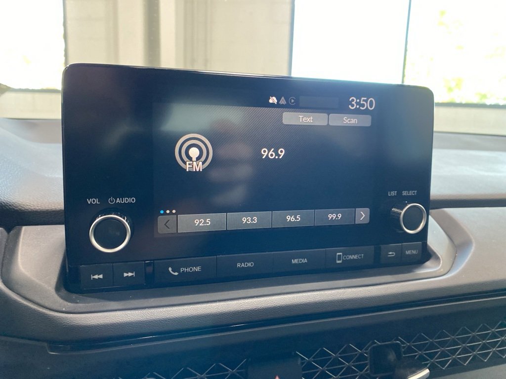 Certified 2023 Honda Accord EX image 21