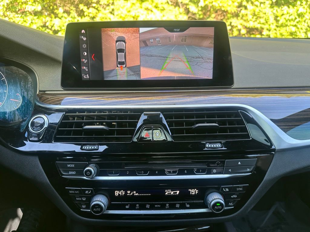 Used 2019 BMW 530i xDrive w/ Dynamic Handling Package image 26