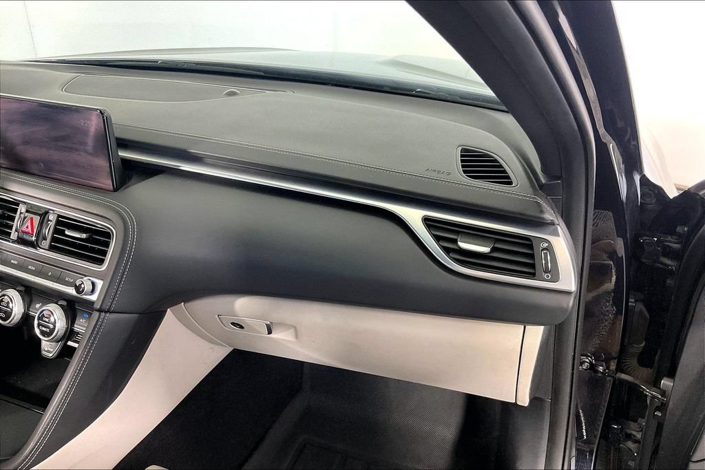 Used 2022 Genesis G70 2.0T RWD image 19