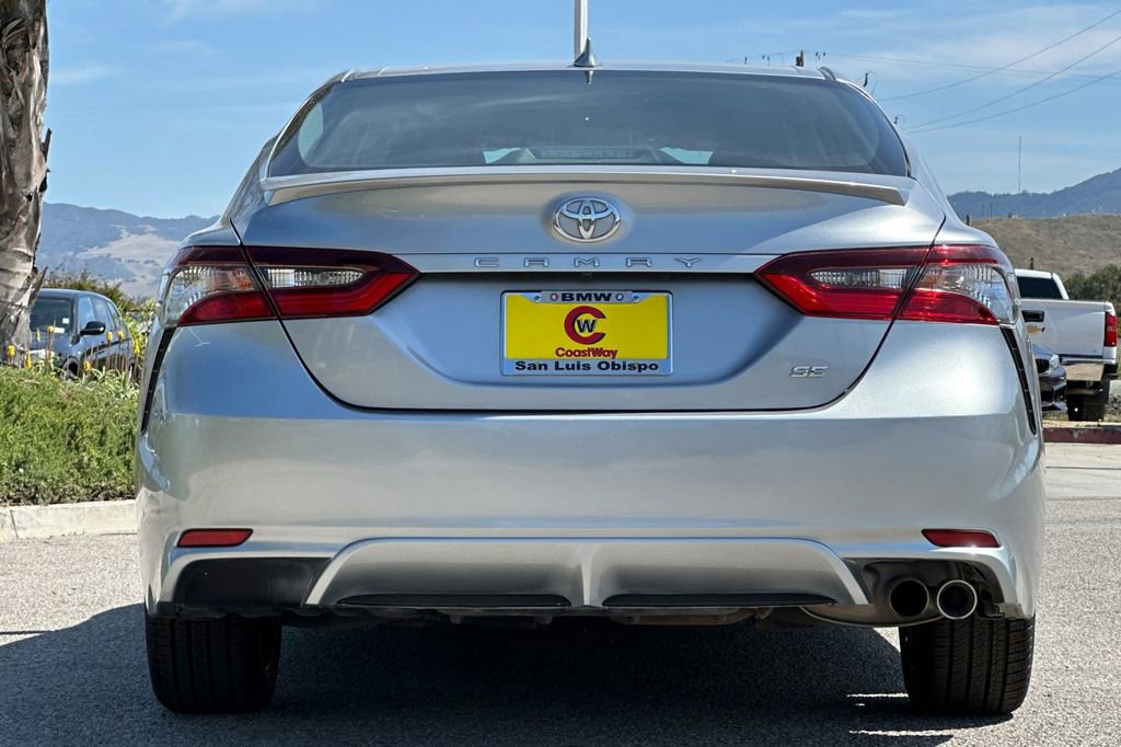 Used 2021 Toyota Camry SE FWD image 4