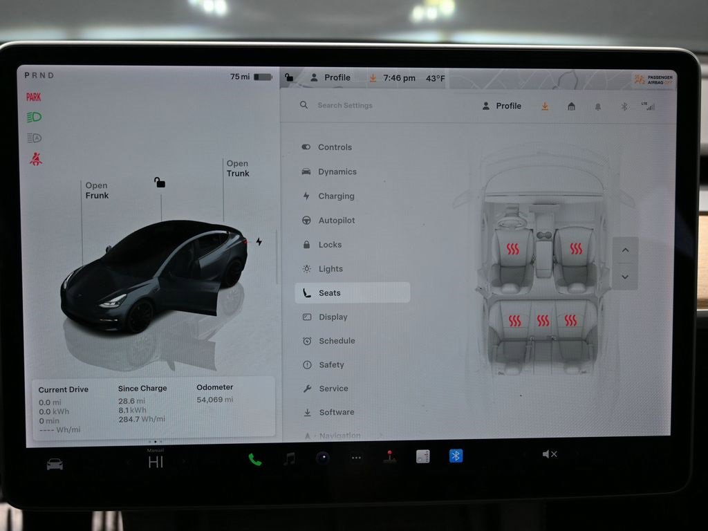 Used 2022 Tesla Model 3 Performance image 27