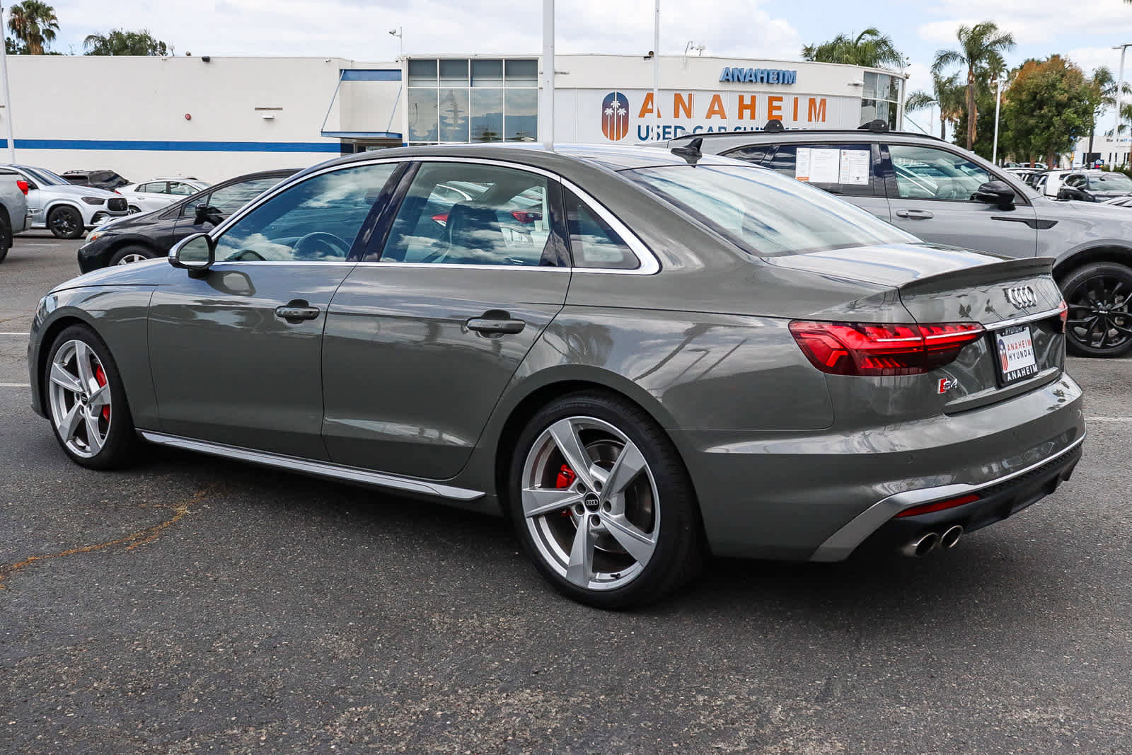 Used 2023 Audi S4 Premium Plus w/ Premium Plus Package AWD/4WD image 8