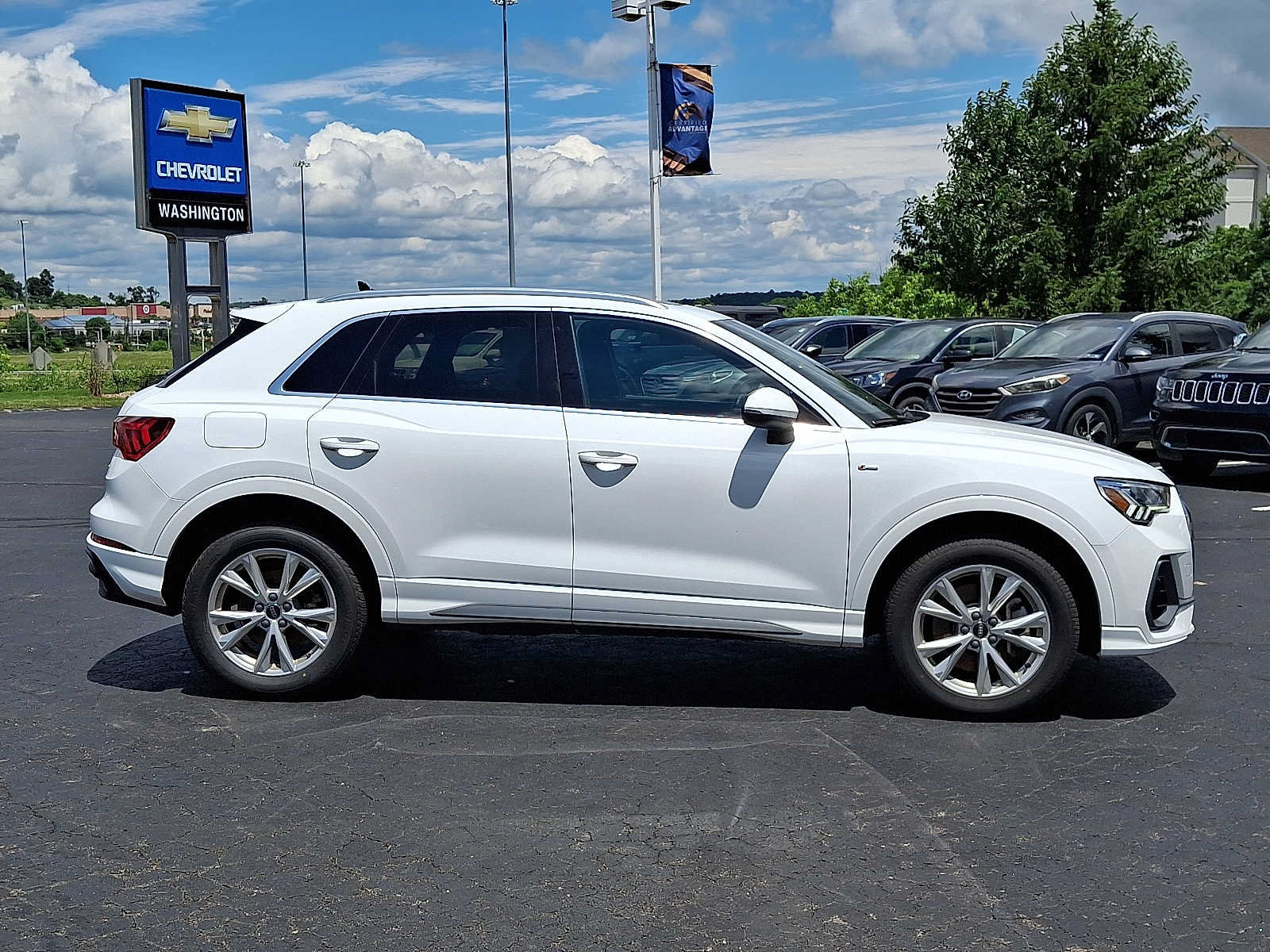 Used 2025 Audi Q3 2.0T Premium AWD/4WD image 7