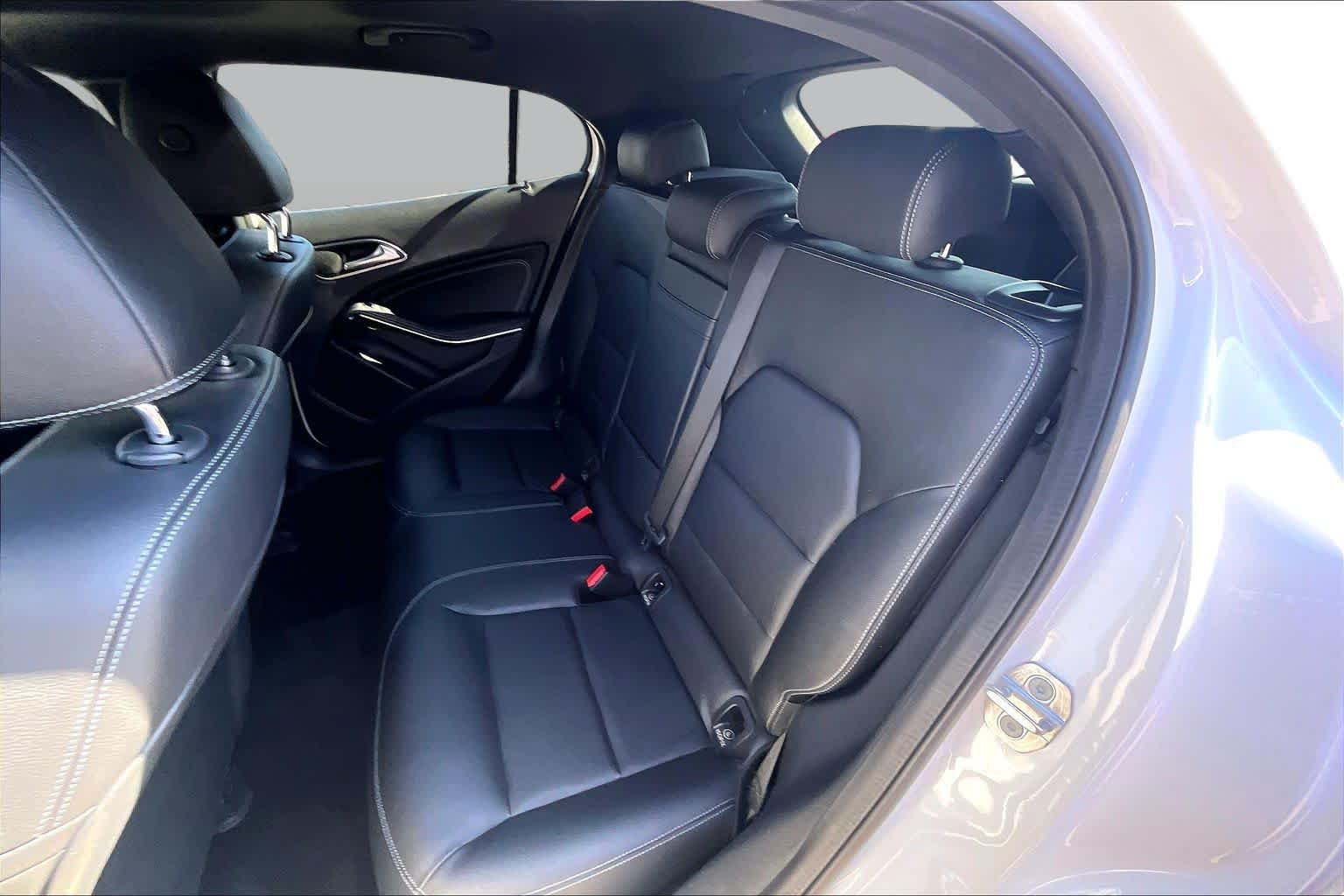 Used 2020 Mercedes-Benz GLA 250 4MATIC image 21