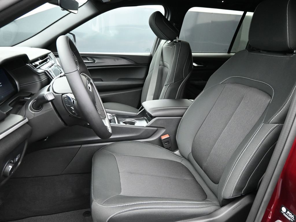New 2026 Jeep Grand Cherokee Laredo X image 10