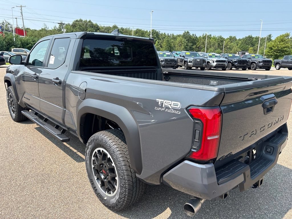 Used 2026 Toyota Tacoma 4x4 Double Cab image 4