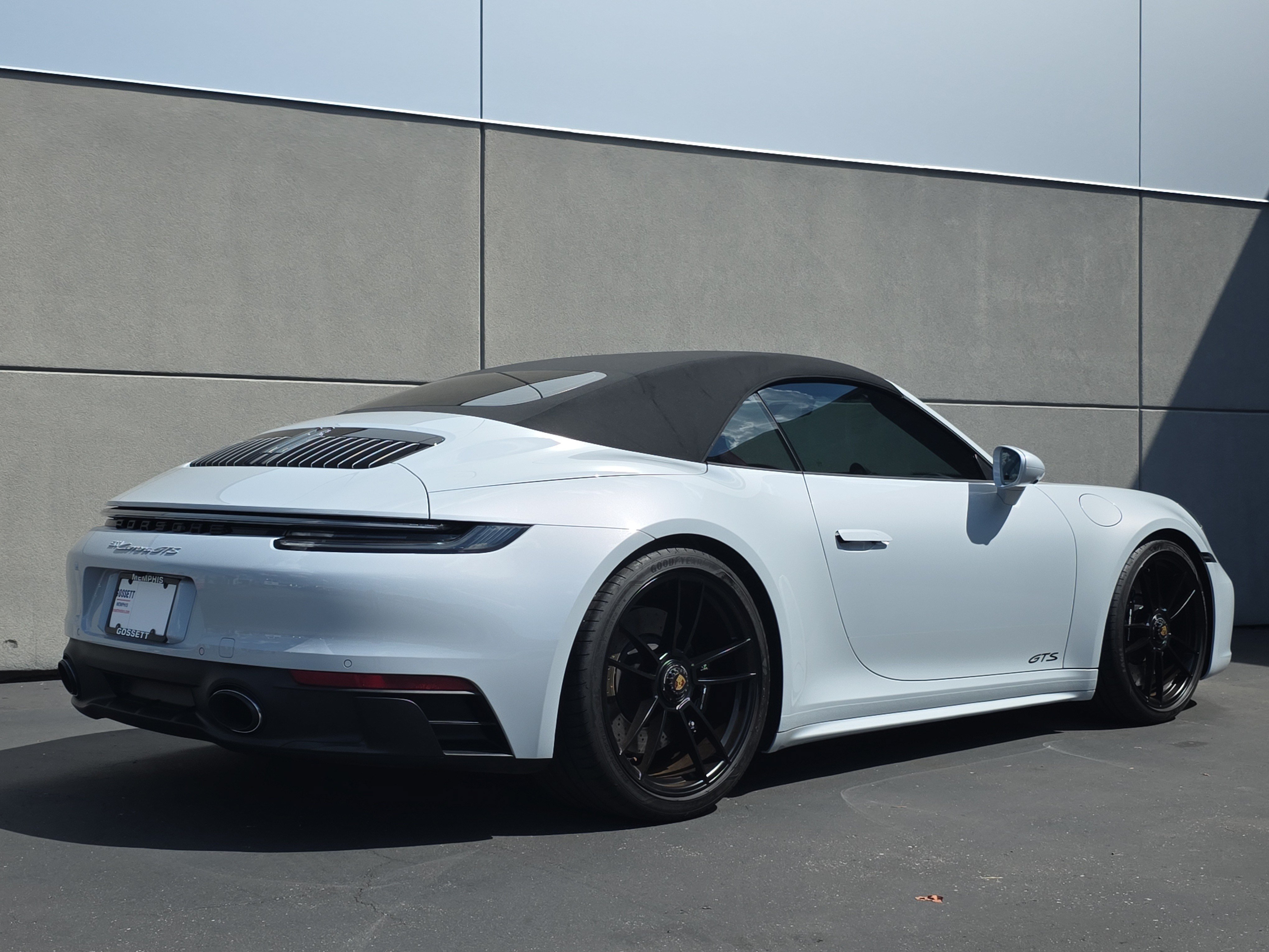 Used 2024 Porsche 911 Carrera GTS RWD image 7