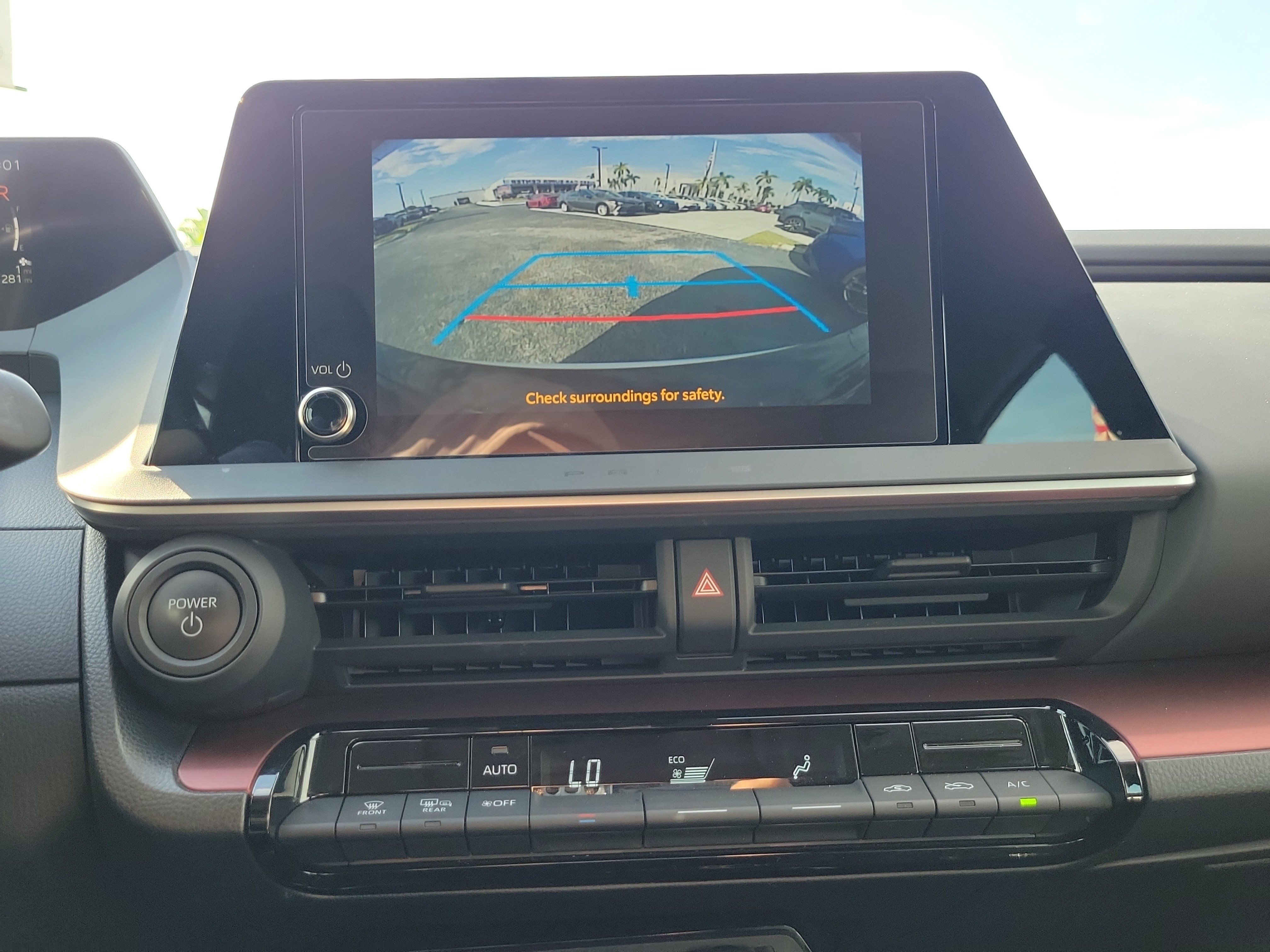 Used 2024 Toyota Prius Prime FWD image 28