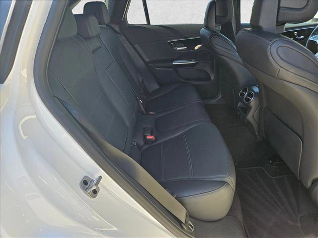 Certified 2024 Mercedes-Benz GLC 300 image 19