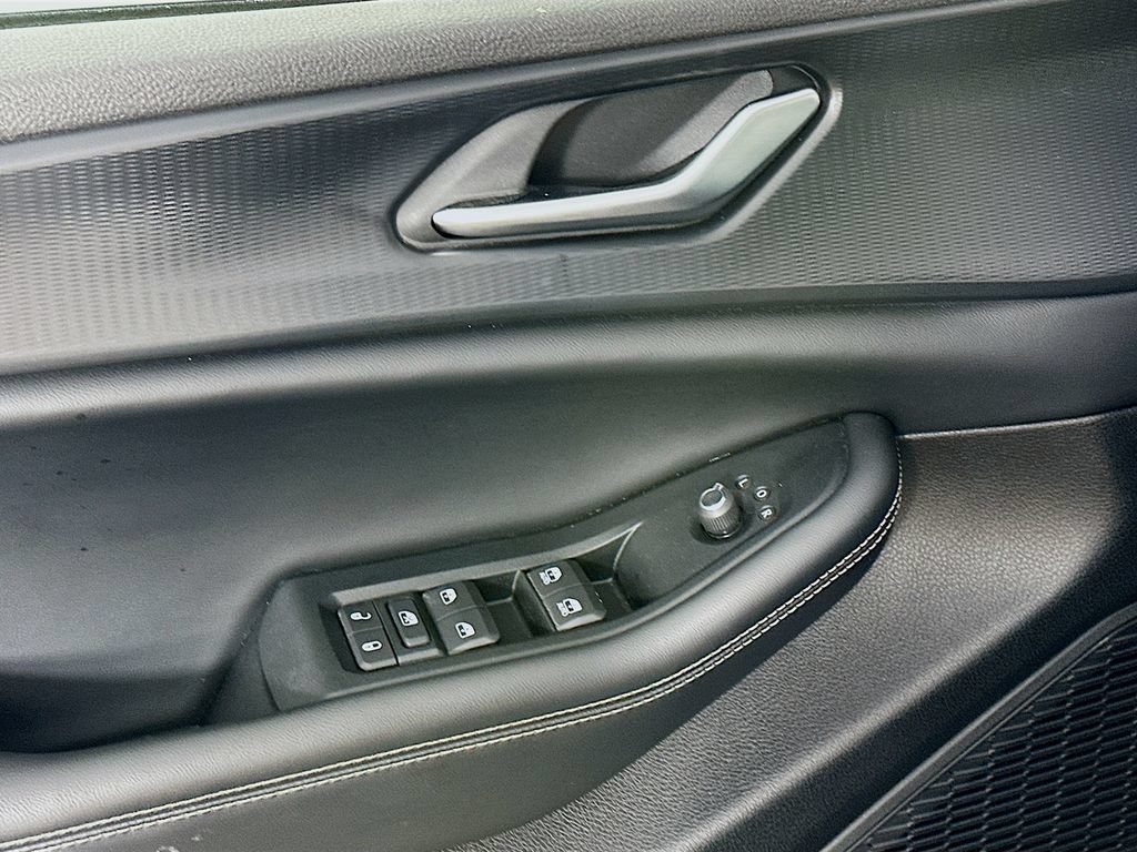 Certified 2023 Jeep Grand Cherokee Altitude AWD/4WD image 27