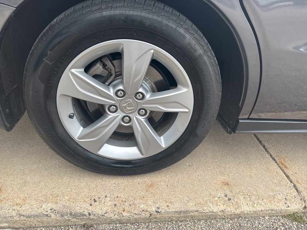 Used 2018 Honda Odyssey EX-L image 23