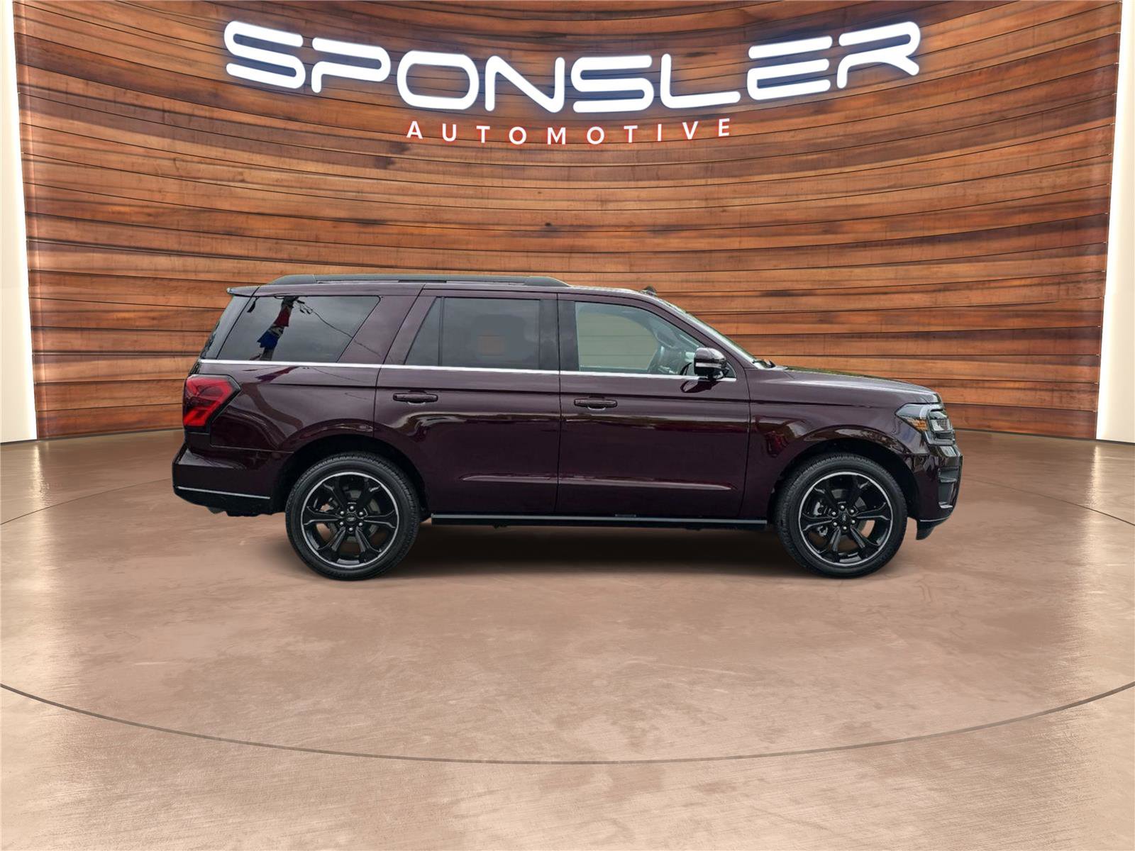 Used 2023 Ford Expedition Limited image 5