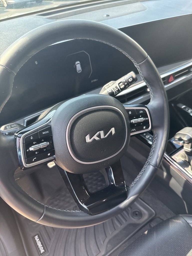 Used 2024 Kia Sorento SX image 9