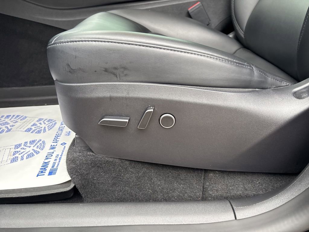 Used 2023 Tesla Model Y Long Range image 59