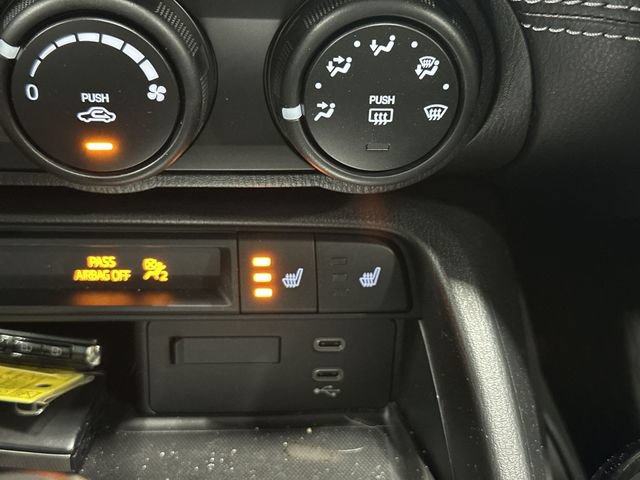 Used 2025 MAZDA MX-5 Miata Club w/ Weather Package RWD image 29