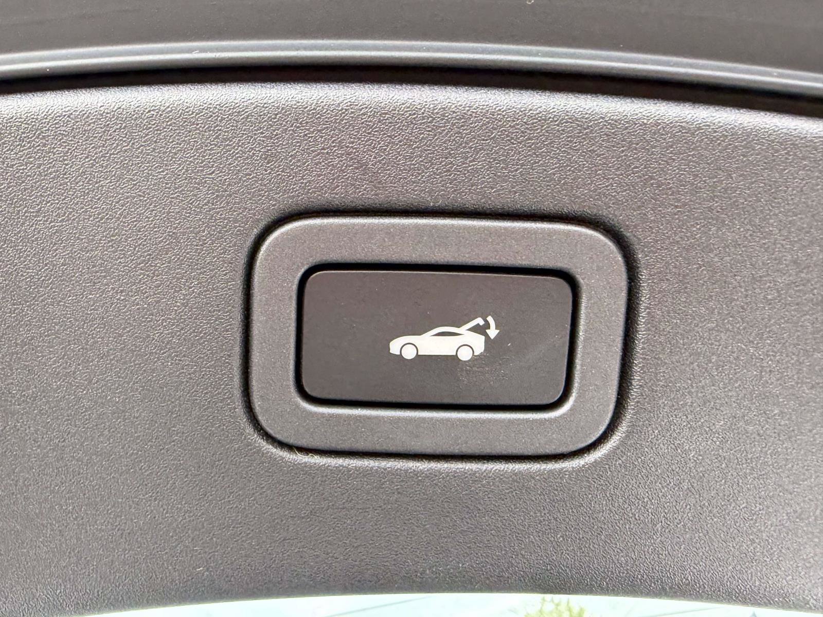 Used 2016 Jaguar F-TYPE S AWD/4WD image 7