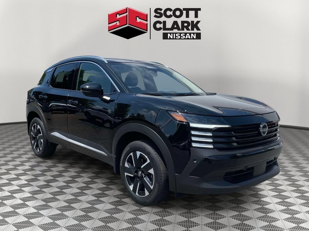 Used 2025 Nissan Kicks SR FWD image 1