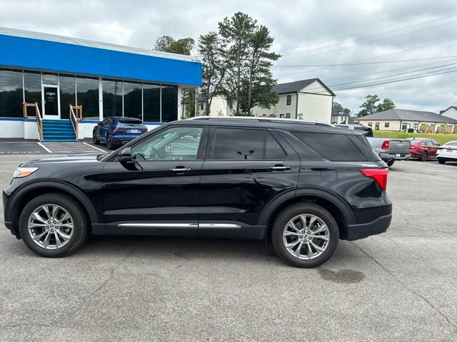 Used 2023 Ford Explorer Limited w/ Equipment Group 301A AWD/4WD image 41