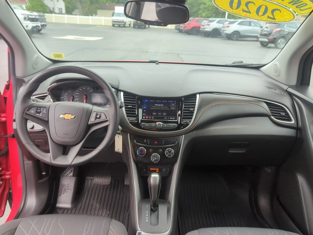 Certified 2020 Chevrolet Trax LT FWD image 25