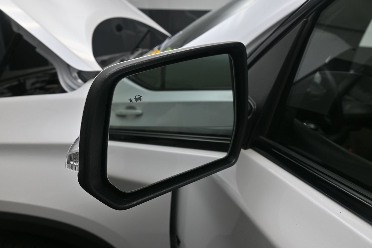 Used 2023 Chevrolet Traverse RS AWD/4WD image 14