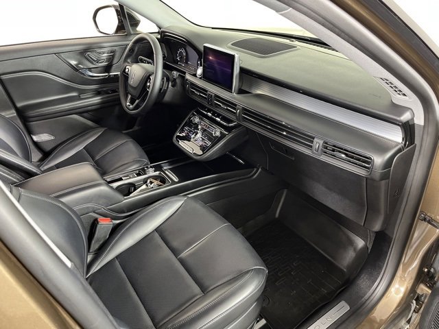 Used 2022 Lincoln Corsair AWD w/ Equipment Group 101A image 44