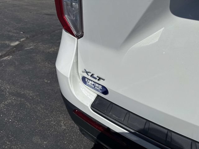 Used 2023 Ford Explorer XLT w/ Equipment Group 202A AWD/4WD image 5