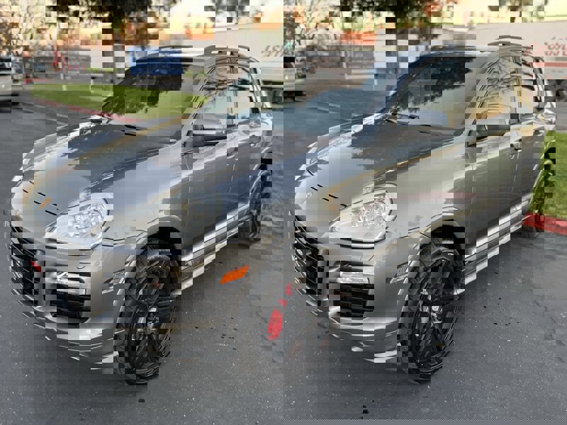 Used 2008 Porsche Cayenne GTS image 6