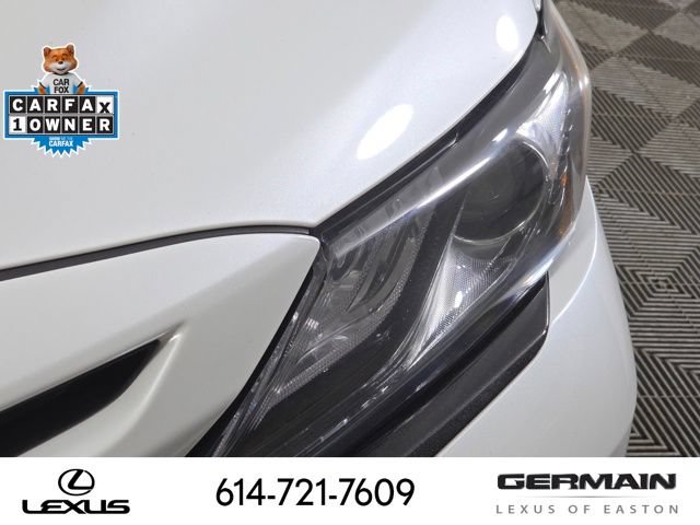 Used 2021 Toyota Camry XSE AWD/4WD image 16
