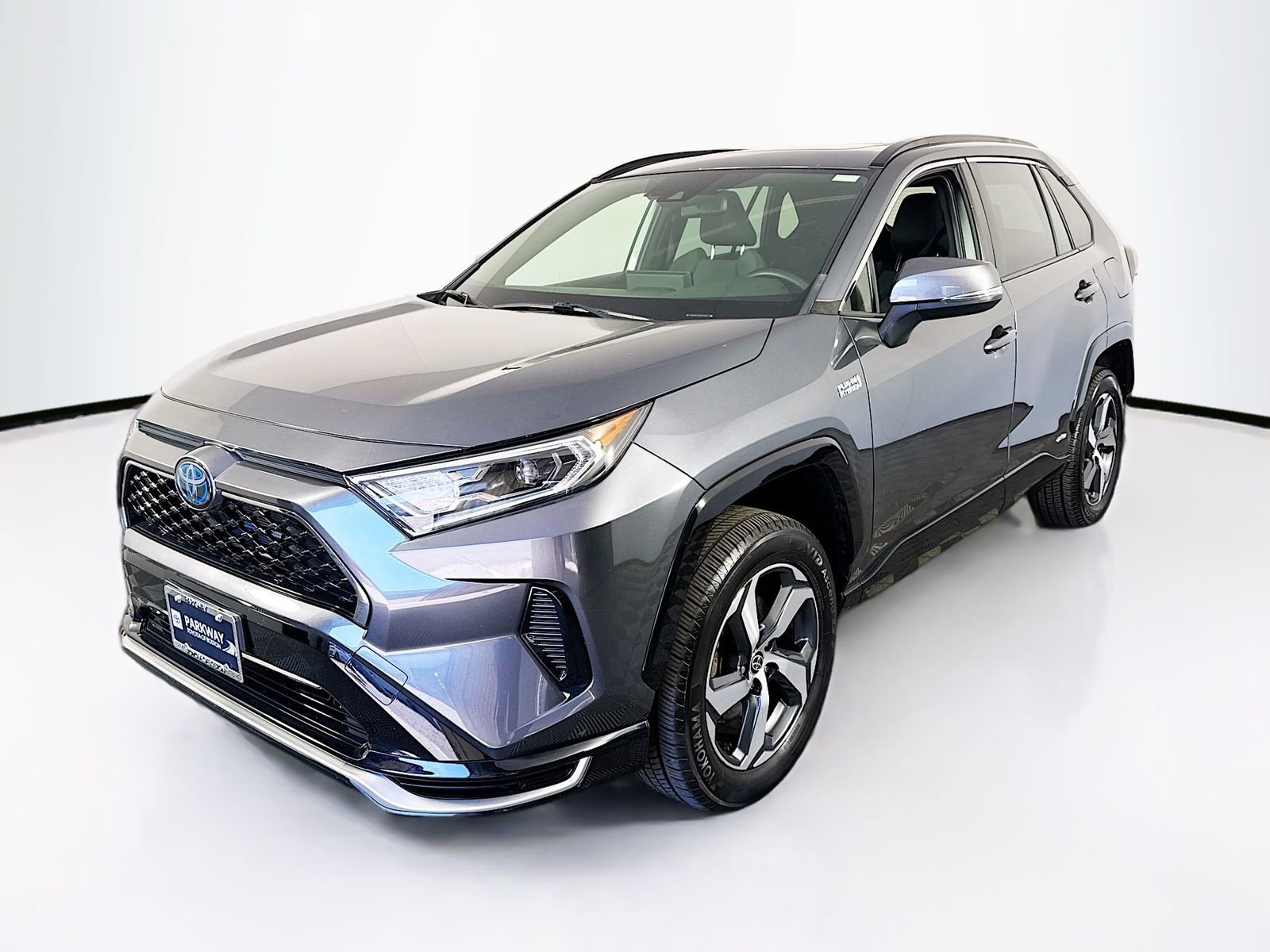 Certified 2021 Toyota RAV4 SE w/ Weather & Moonroof Package AWD/4WD image 3