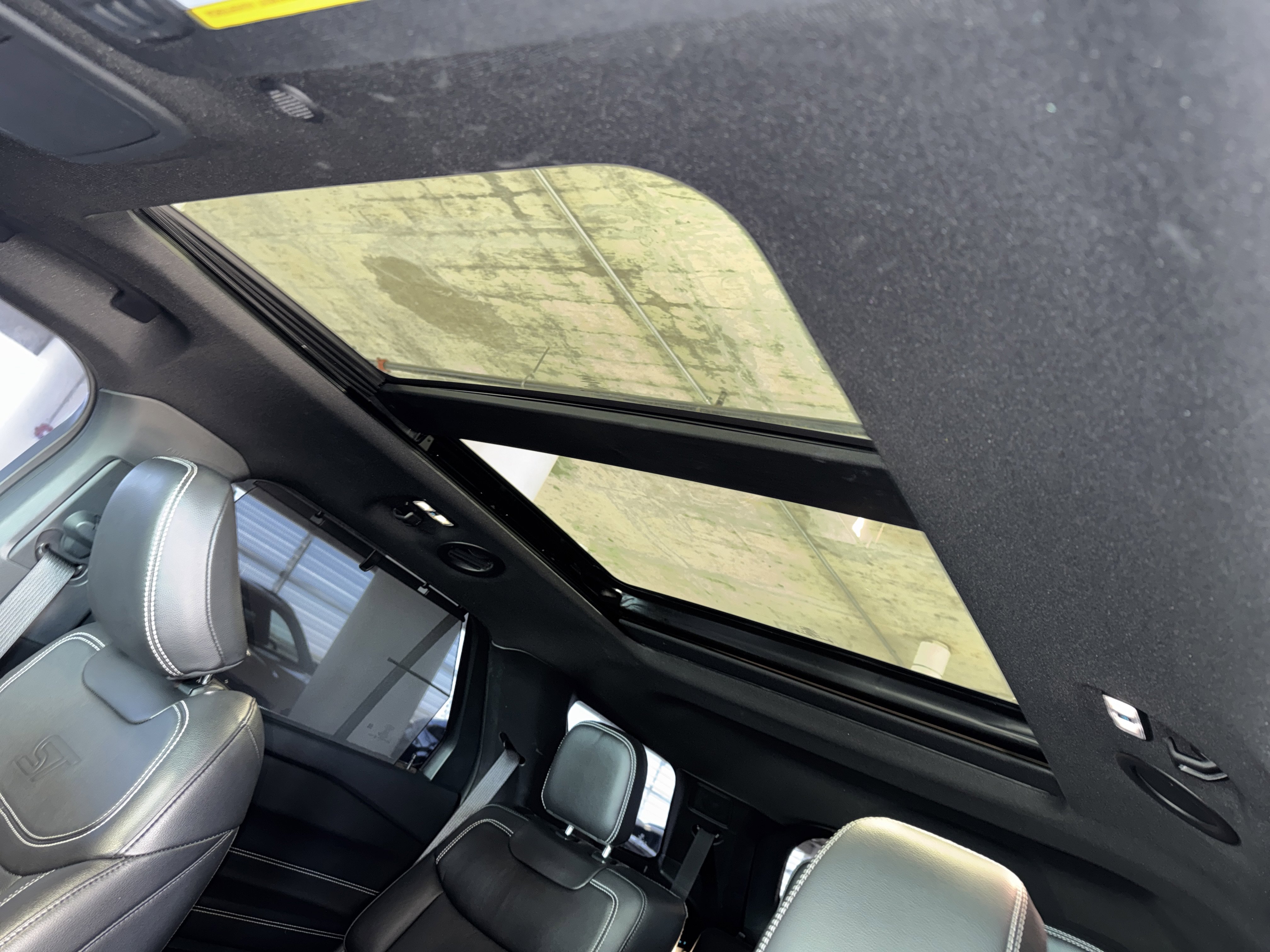 Used 2024 Ford Explorer ST w/ Equipment Group 401A image 33