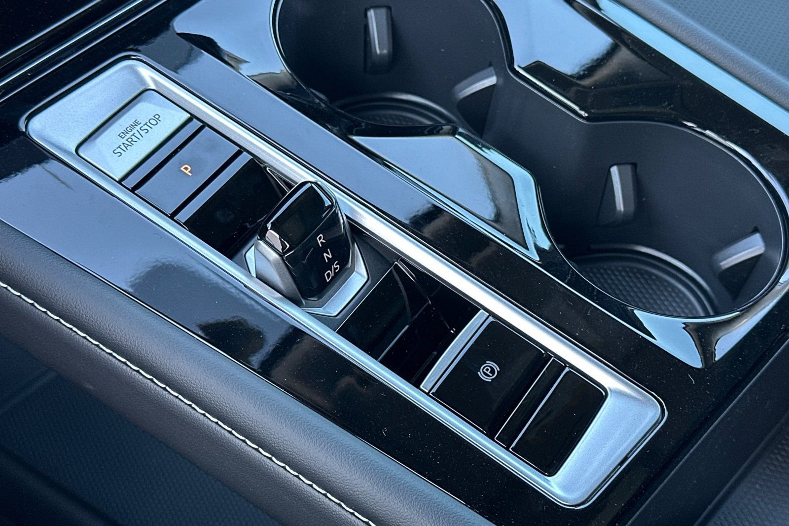 New 2026 Volkswagen Atlas SEL Premium R-Line image 22