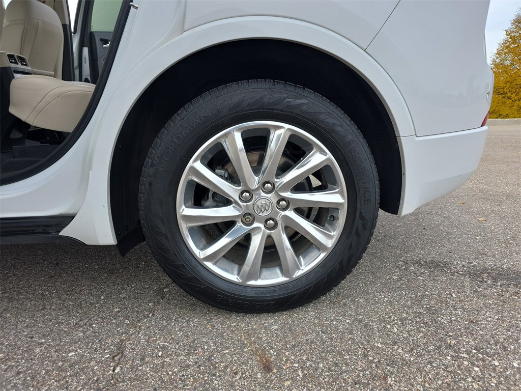 Certified 2019 Buick Envision Essence w/ LPO, Cargo Package image 33