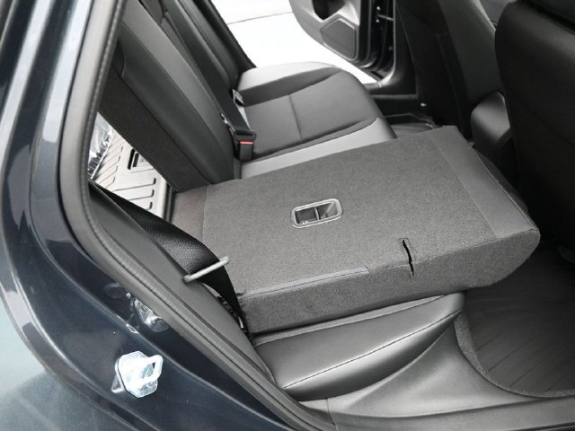 Used 2025 Honda Civic Sport image 31