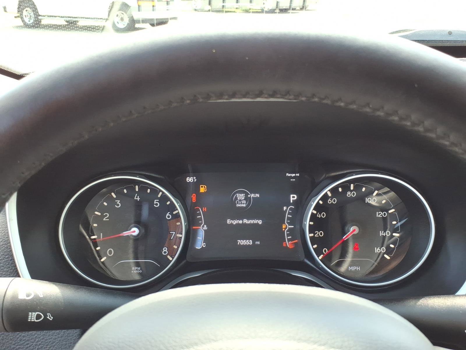 Used 2018 Jeep Compass Latitude w/ Popular Equipment Group AWD/4WD image 16