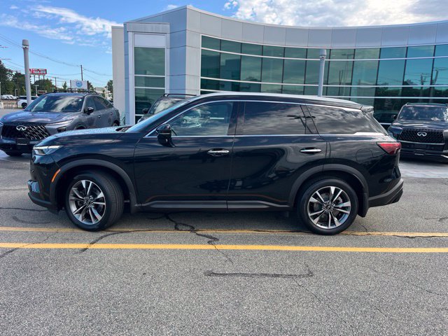 Used 2024 INFINITI QX60 Luxe AWD/4WD image 3