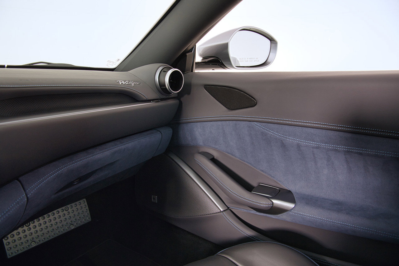 Certified 2019 Ferrari Portofino image 13